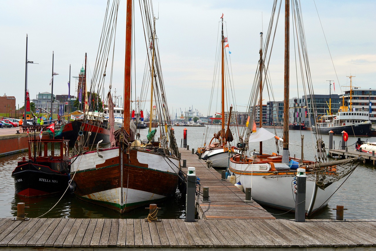 Die Maritime Tage 2024 finden vom 14. bis 18. August im Hafen von Bremerhaven statt. Dieses spektakuläre maritime Fest zieht jedes Jahr Tausende von Besuchern an und bietet eine Vielzahl von Aktivitäten und Attraktionen. Erfahren Sie mehr in unserem Blog